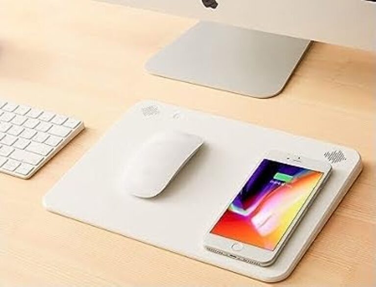 SOUNDFIRE Wireless Fast Charging Mouse Pad